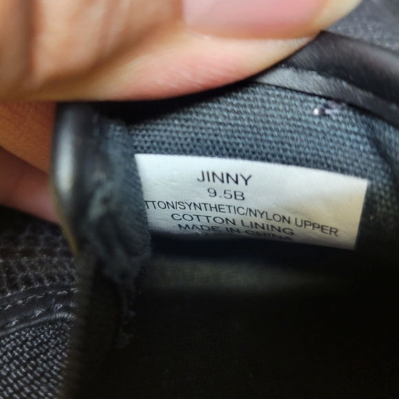 Lauren Ralph Lauren shoes - Picture 8 of 9